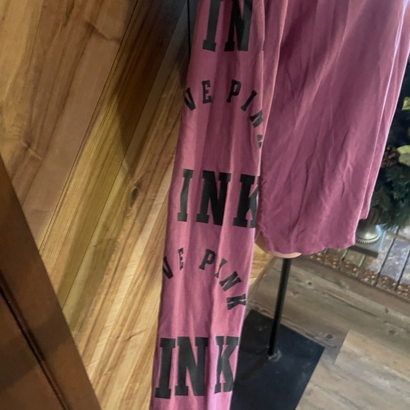 VS PINK Women’s Medium Dark Pink V-Neck Long Sleeve Shirt - Picture 6 of 10